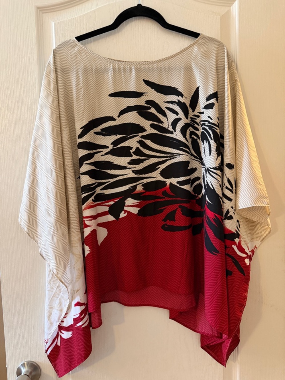 Chico's Red, White and Black Floral Dolman Tunic